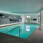아파트 Le Petit Port - 4 Etoiles - Standing, Vue Lac, Calme, Piscine