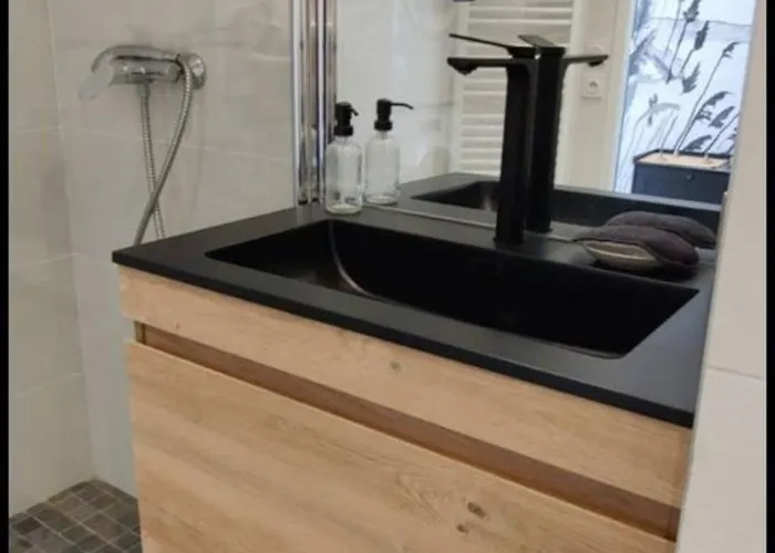 Le Petit Port - 4 Etoiles - Standing, Vue Lac, Calme, Piscine Appartement Aix-les-Bains