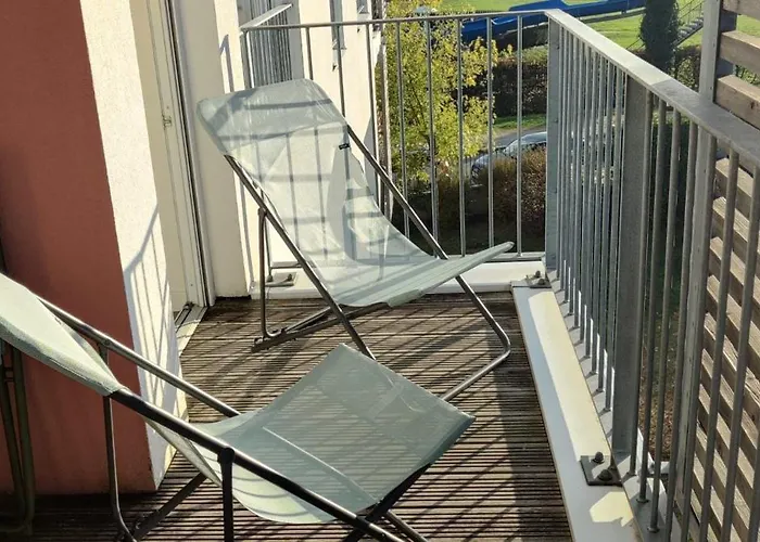 Le Petit Port - 4 Etoiles - Standing, Vue Lac, Calme, Piscine