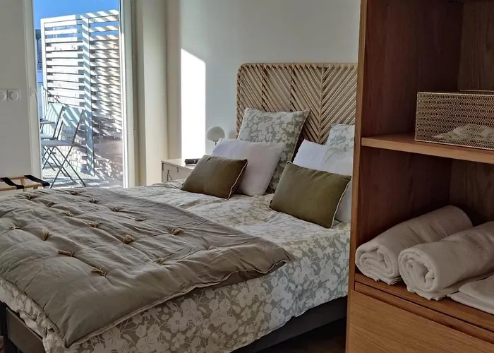 Le Petit Port - 4 Etoiles - Standing, Vue Lac, Calme, Piscine * 엑스레뱅